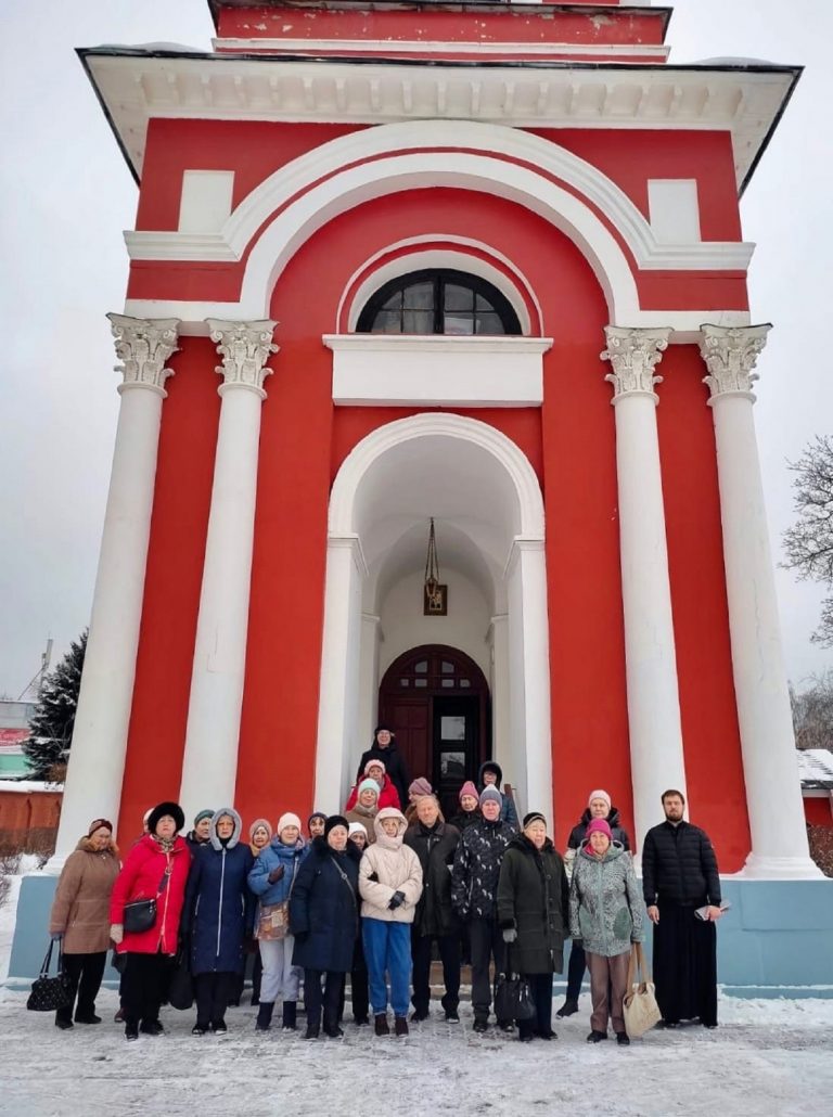 Экскурсия по храмовому комплексу Лыткарина для участников ГБУ «Мои социальные центры» из Замоскворечья