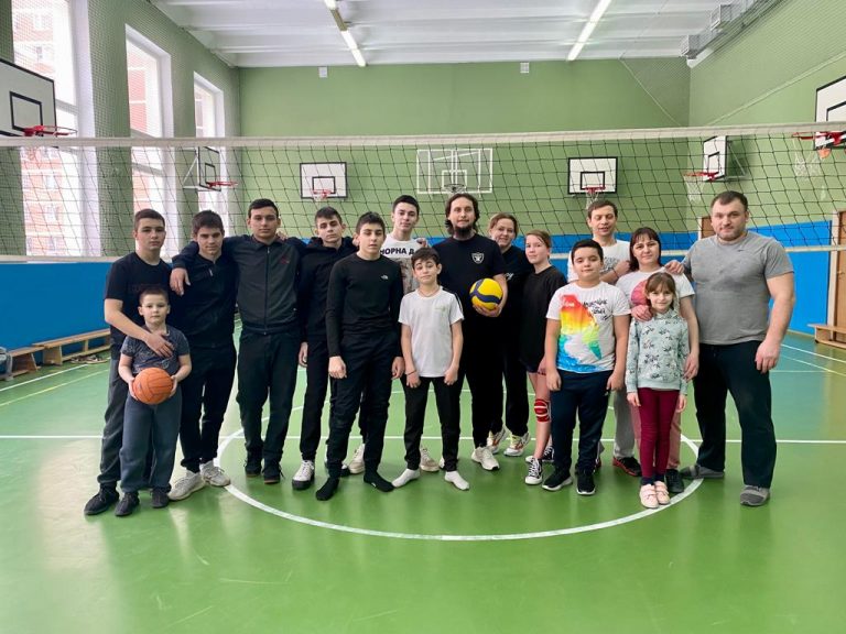 Волейбольный матч в пос. Октябрьский