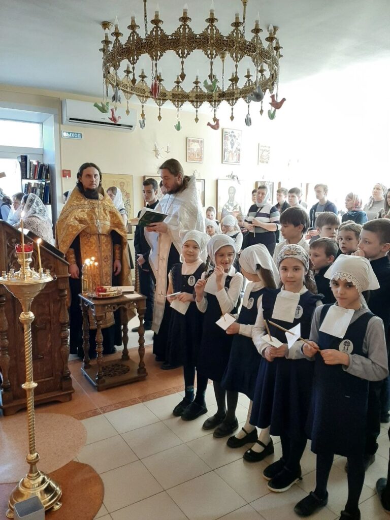 Таинство Елеосвящения в православной школе «Образ»