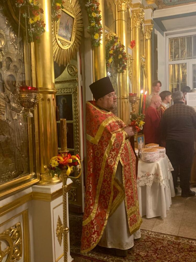 Празднование Пасхи в Успенском храме с. Жилино