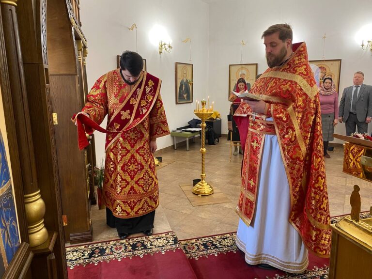 Богослужение в Таможенной академии