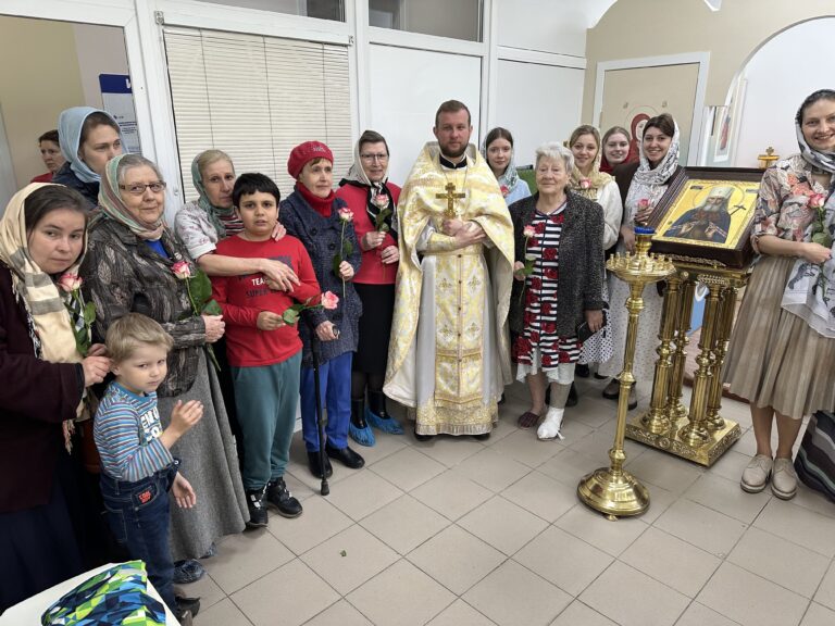 Литургия в больничном храме в Люберцах