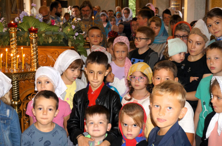 Молебен на начало нового учебного года в Коренёве