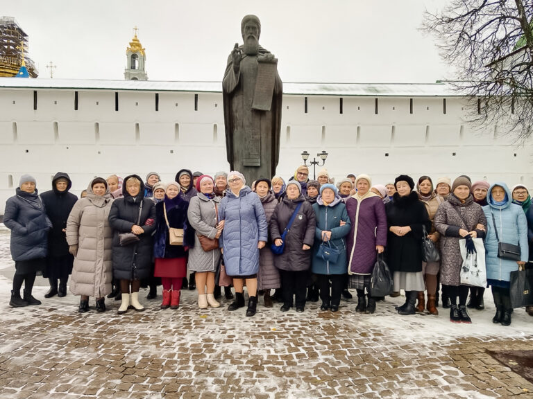 Паломническая поездка в Лавру