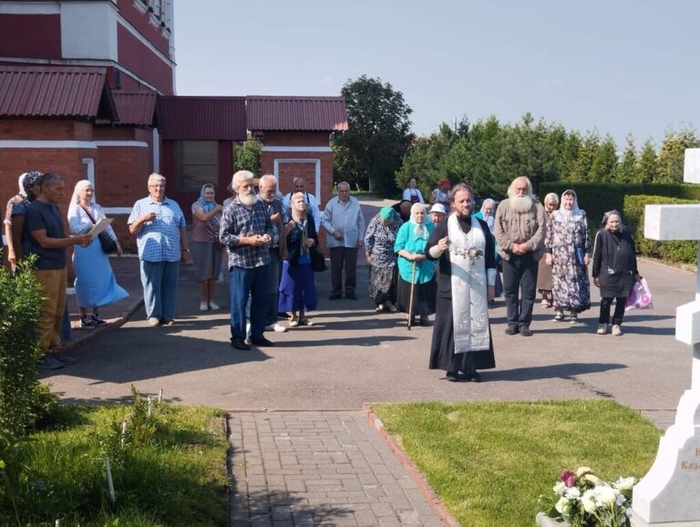 Панихида по протоиерею Андрею Табаченкову