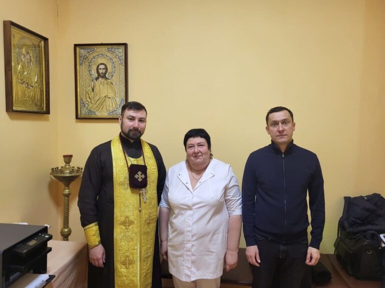 Посещение областной больницы в поселке Октябрьский