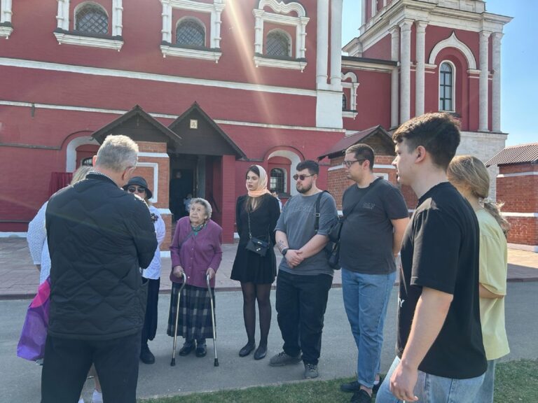 Молодежная организация «Молодая Гвардия» в Казанском Храме