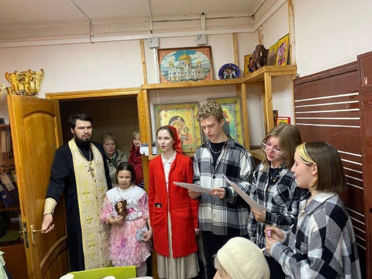 Праздник жен-мироносиц в Наташине