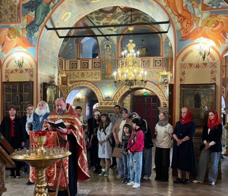 Благодарственный молебен для учащихся воскресной школы «Лучик»