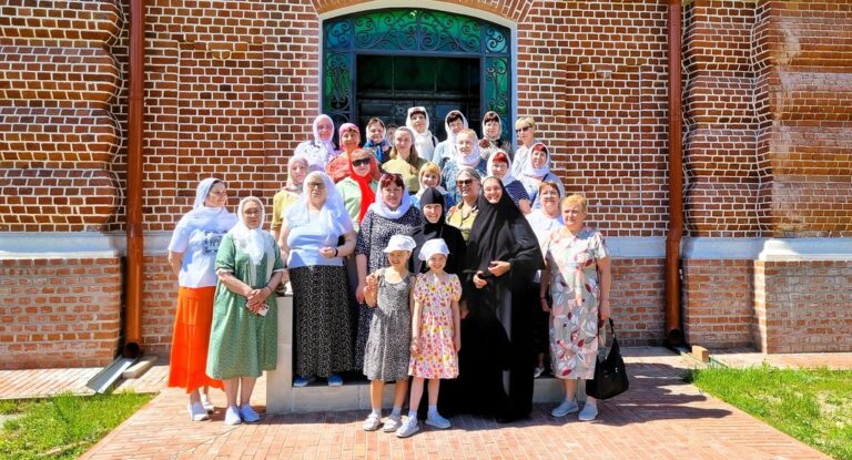 Паломничество в Колычёвский Казанский монастырь