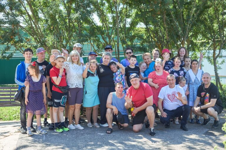 Поездка в Елатомский детский дом волонтеров Петропавловского храма города Лыткарино