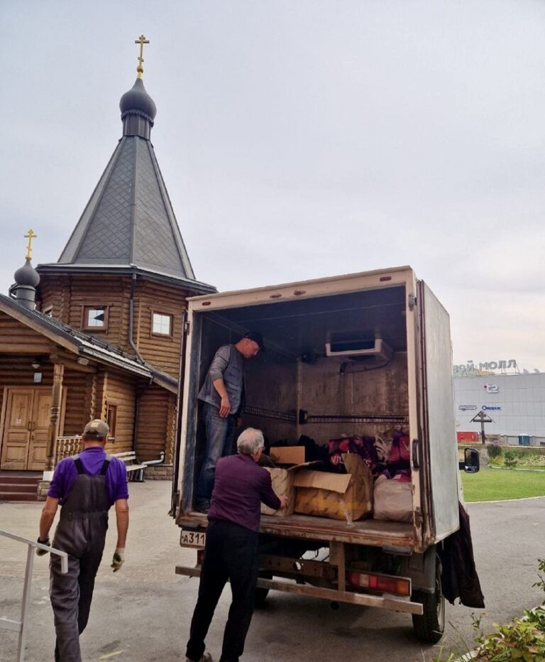 Социальная помощь нуждающимся от Никольского храма деревни Островцы