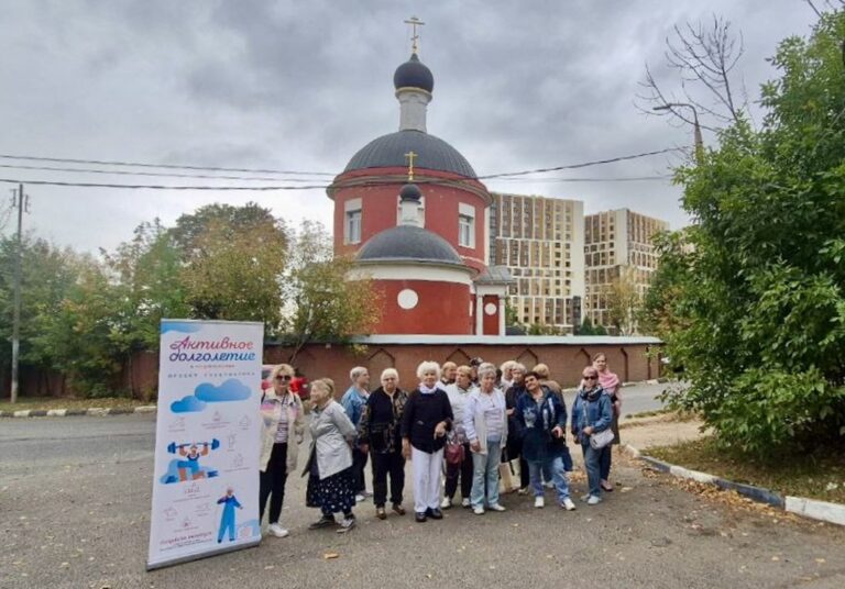 Экскурсия для участников «Активного долголетия» в Петропавловском храме г. Лыткарино