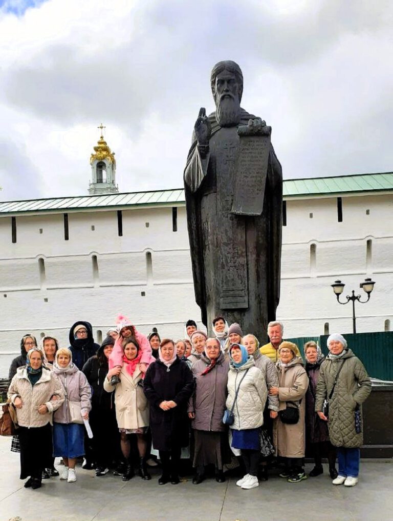Паломничество в Троице-Сергиеву Лавру прихожан Преображенского храма пос. Красково