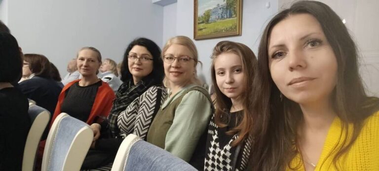 День матери в Никольском храме деревни Островцы