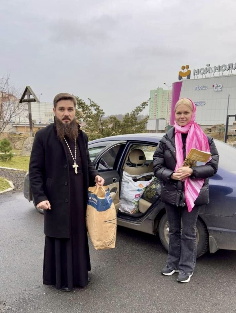 Гуманитарная помощь от Никольского храма деревни Островцы