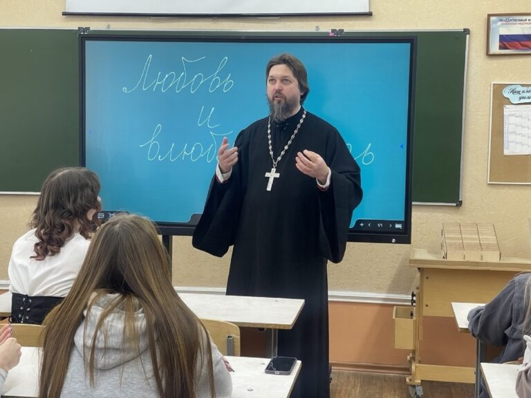 3 События