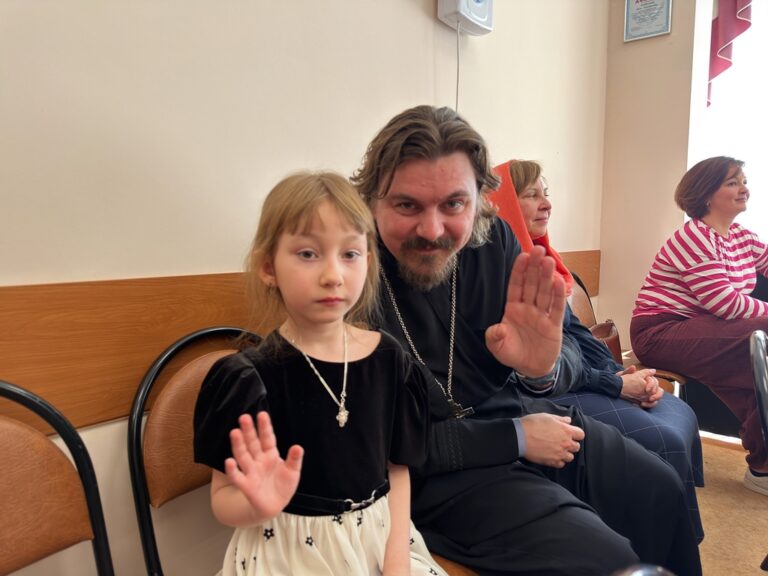 Поздравление с праздником Пасхи воспитанников дошкольного отделения «Родничок» гимназии № 56 пос. Красково