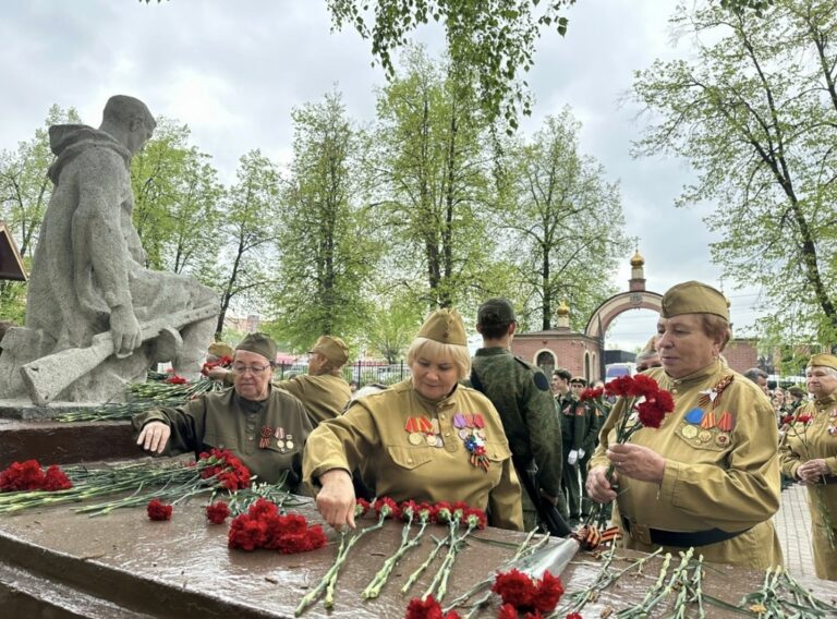 Митинг в честь Дня Победы в городе Люберцы