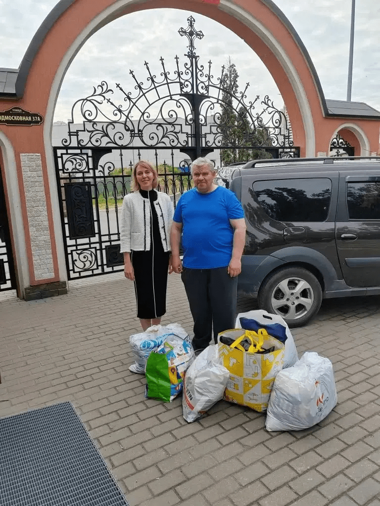 Отправка гуманитарной помощи социально-приходской службой «Никола» Никольского храма деревни Островцы