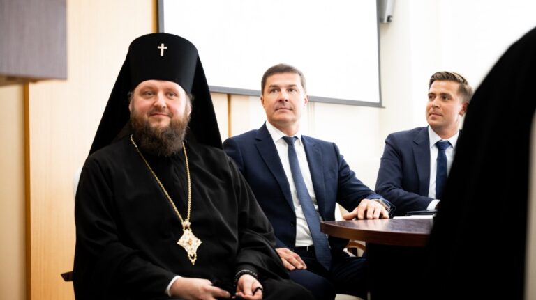 30 События